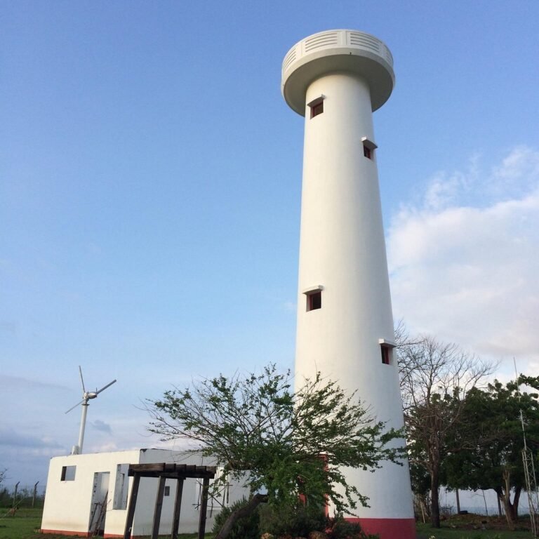 shot-of-the-lighthouse